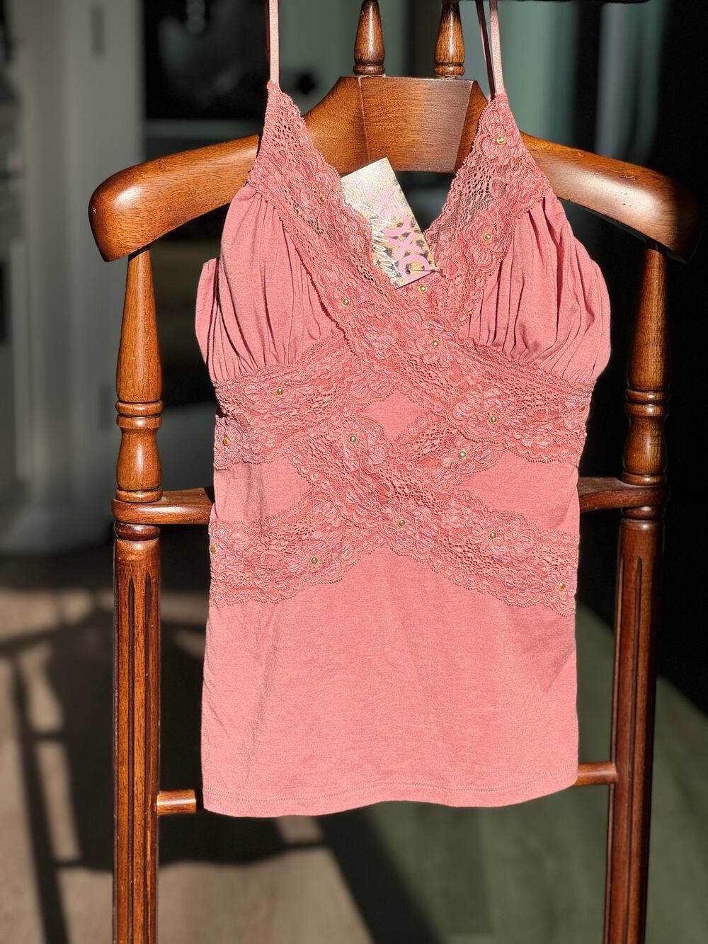 NWT XOXO Collection Pink Lace Pearl Embellished Cami Tank Top Y2K M Fairycore